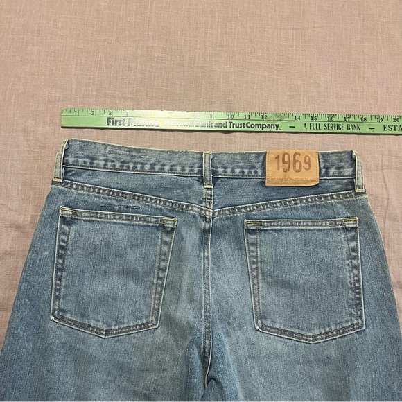 GAP Men's Slim Straight Jeans Light Blue Wash Faded Distressed Size 33 - Picture 8 of 8